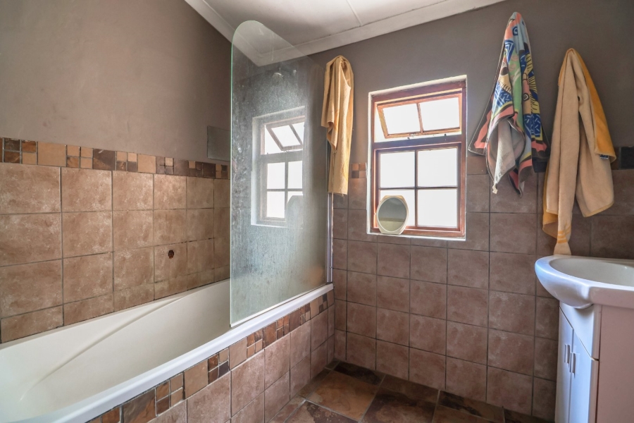 16 Bedroom Property for Sale in Sedgefield Rural Western Cape